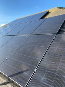 solar panel electrical contractor-lincolnshire